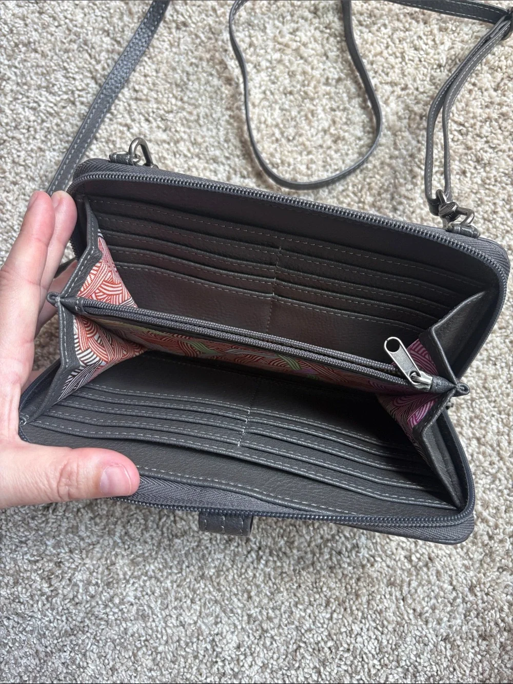 The Sak Iris Smartphone Wallet Crossbody